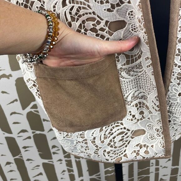 Chico’s NEW Lace Faux Suede 3/4 Sleeve Duster Jacket sz 0 - Picture 5 of 9